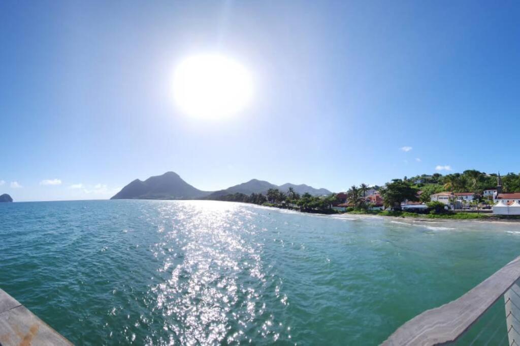 Studio Ti Plezi 26M A 2 Pas Marina Du Marin Climatise Parking Le Marin Exterior foto